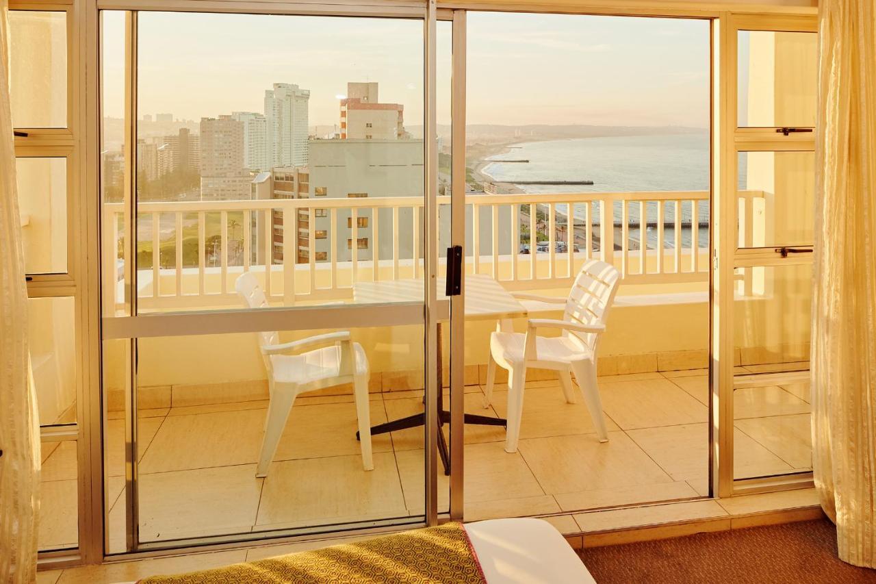 First Group The Palace All-Suite Durban Exterior foto