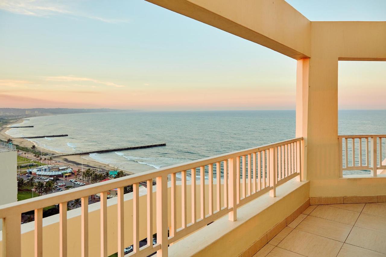 First Group The Palace All-Suite Durban Exterior foto